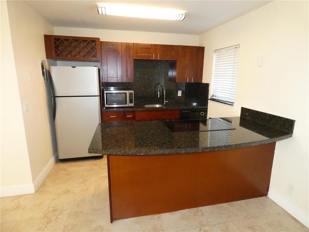 Photo of 1100 NE 9th Avenue #202, Fort Lauderdale, FL 33304 (MLS # F10497992)