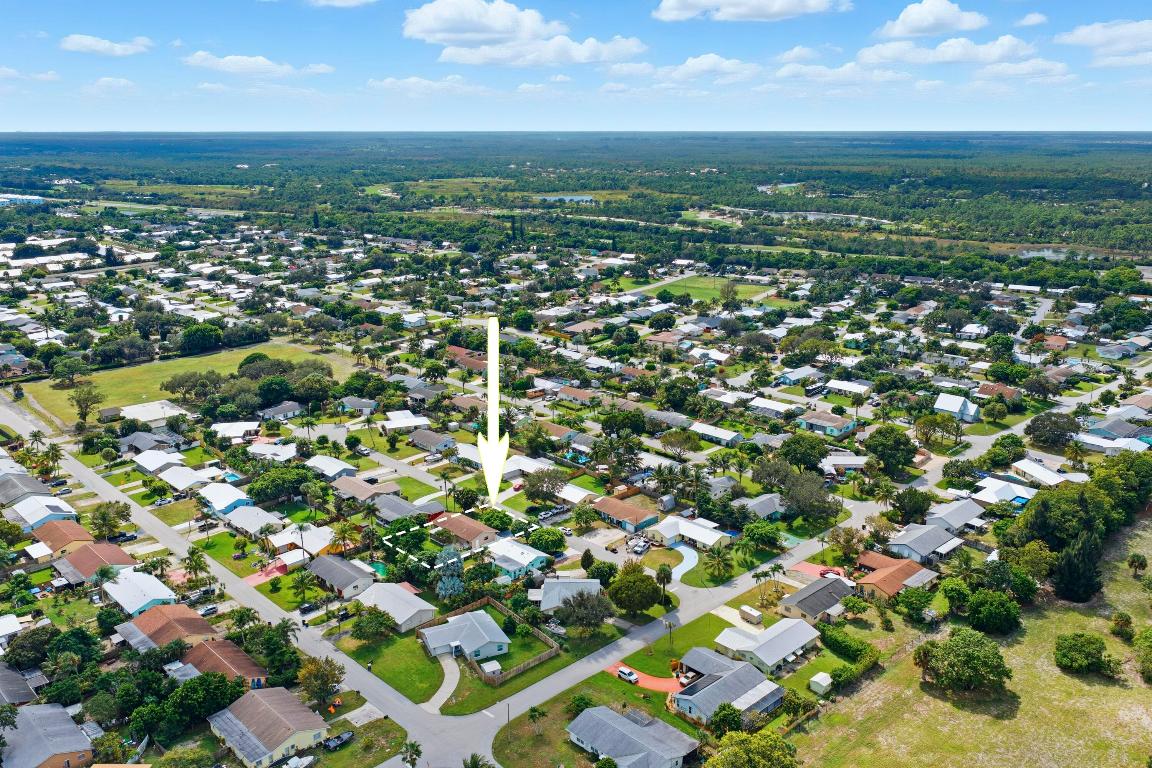 EASTRIDGE ESTATES - Residential Lease