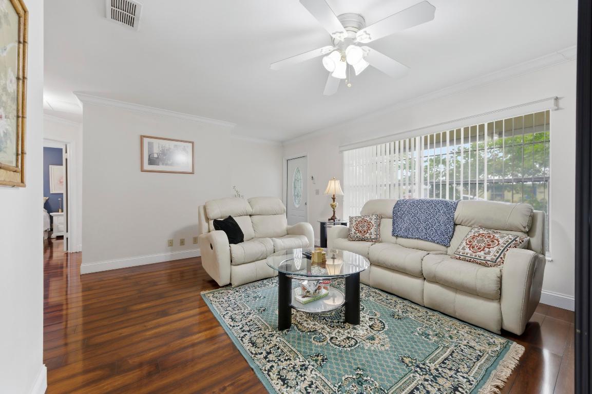 EASTRIDGE ESTATES - Residential Lease