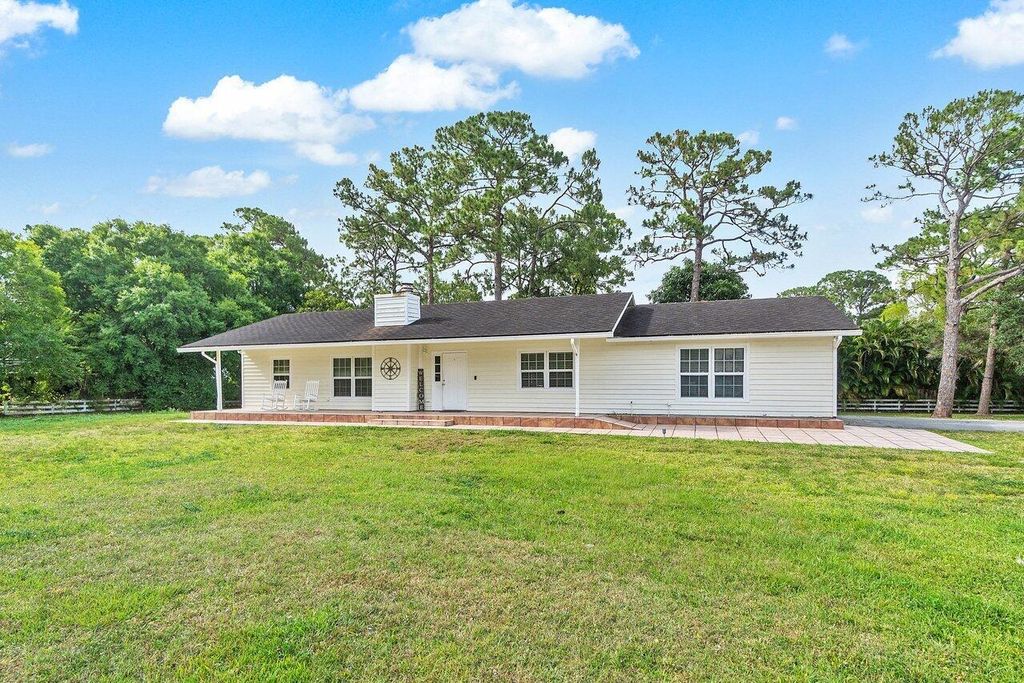 Photo of 12791 54th Street N, West Palm Beach, FL 33411 (MLS # R10983207)