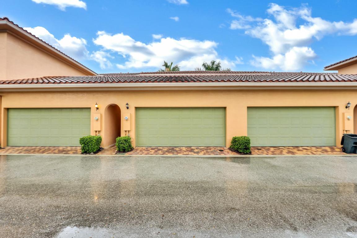 CANTERBURY PLACE - Residential Lease