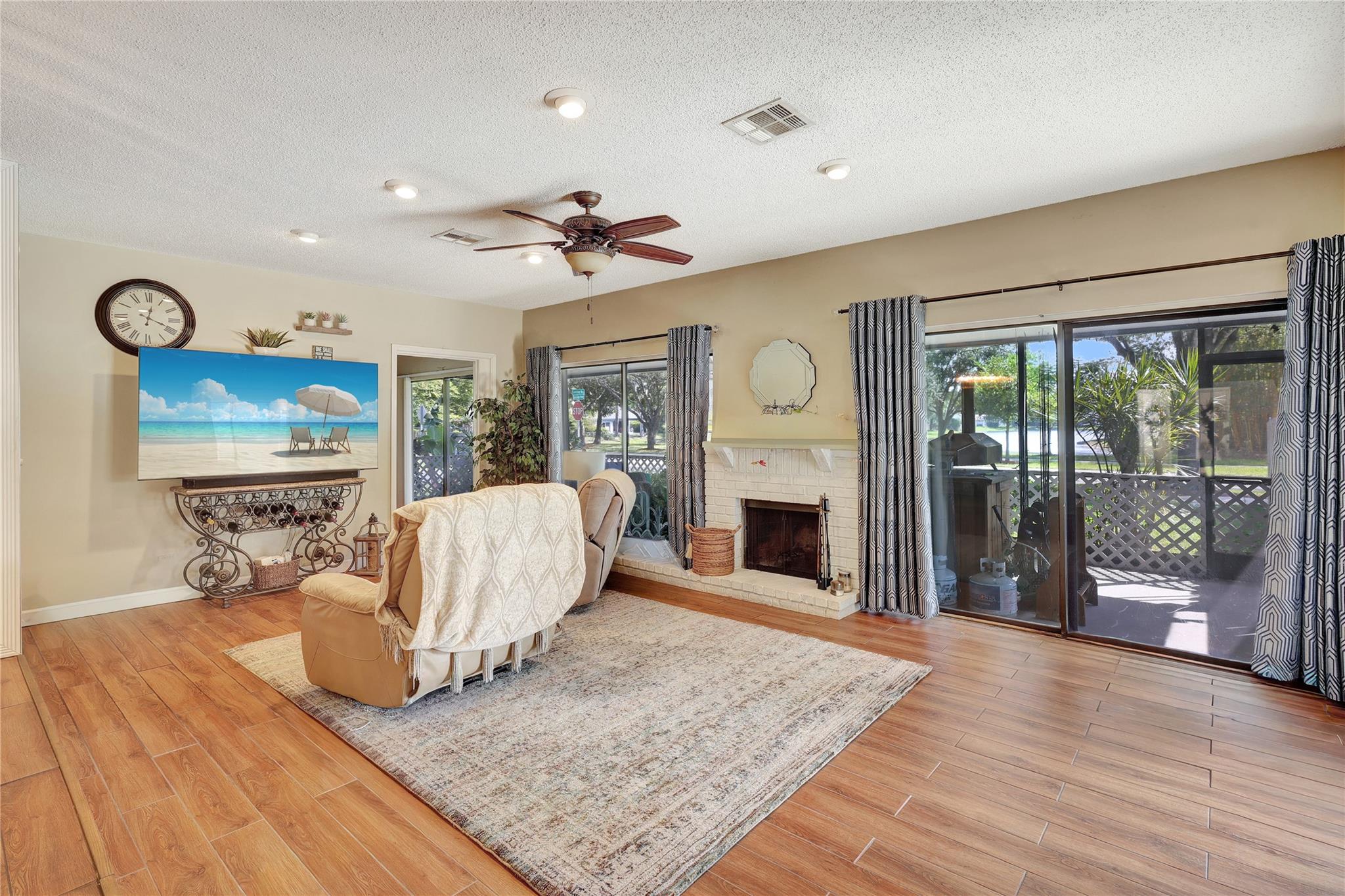 Stonebridge Ph 1 91-9 B - Residential