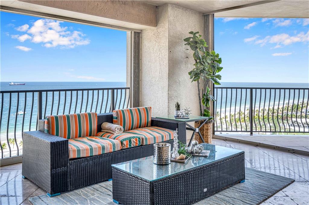 JACKSON TOWER LAS OLAS - Residential