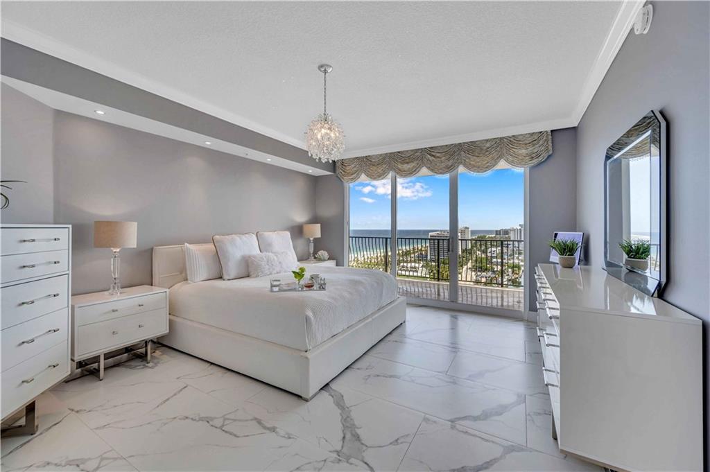 JACKSON TOWER LAS OLAS - Residential