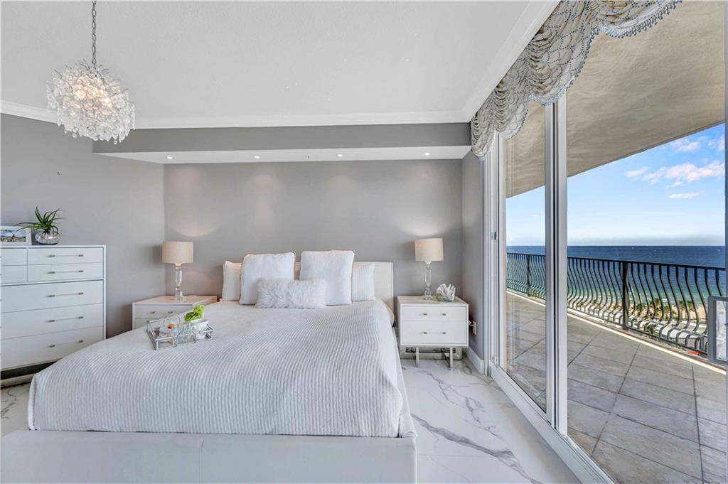 JACKSON TOWER LAS OLAS - Residential