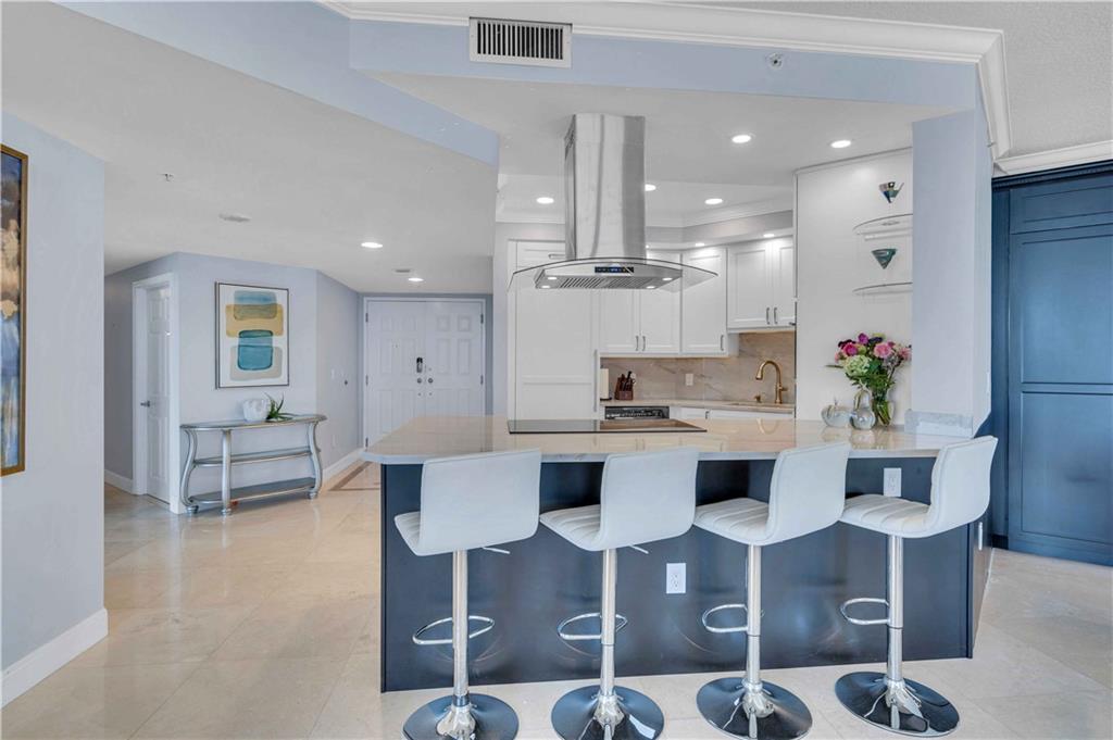 JACKSON TOWER LAS OLAS - Residential