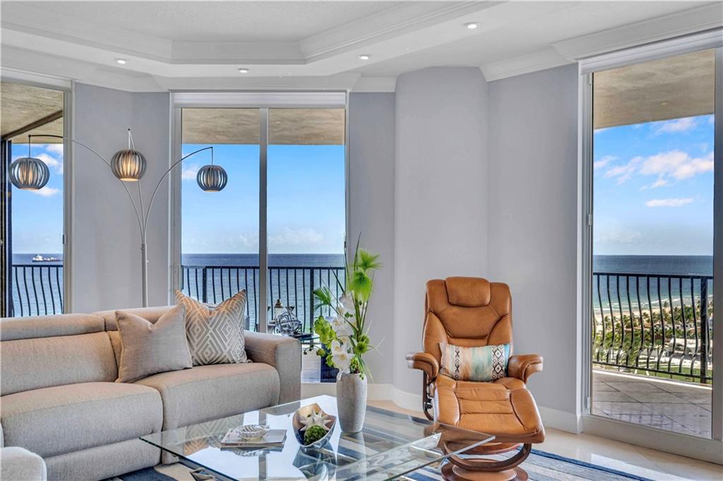 JACKSON TOWER LAS OLAS - Residential