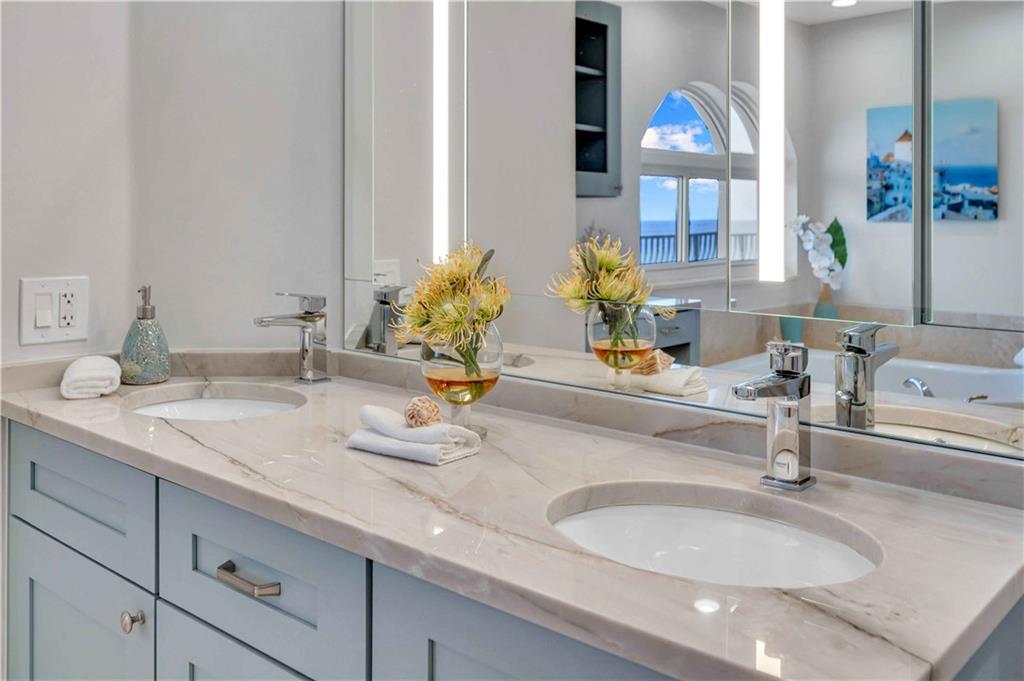 JACKSON TOWER LAS OLAS - Residential