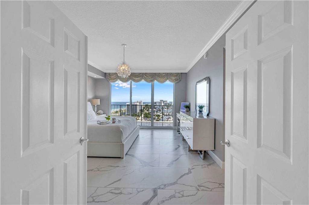 JACKSON TOWER LAS OLAS - Residential