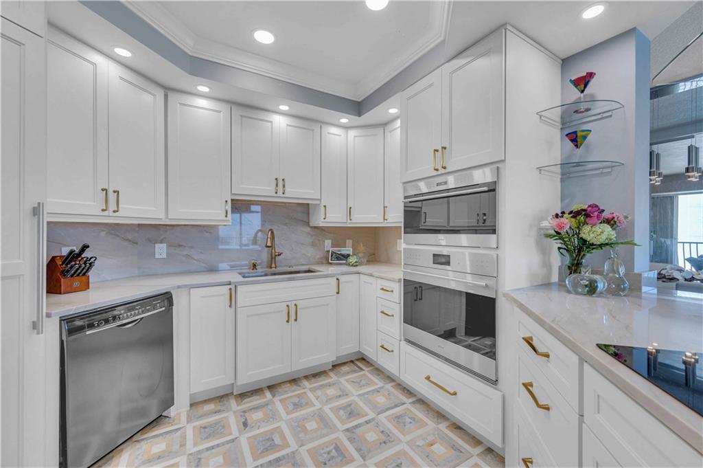 JACKSON TOWER LAS OLAS - Residential