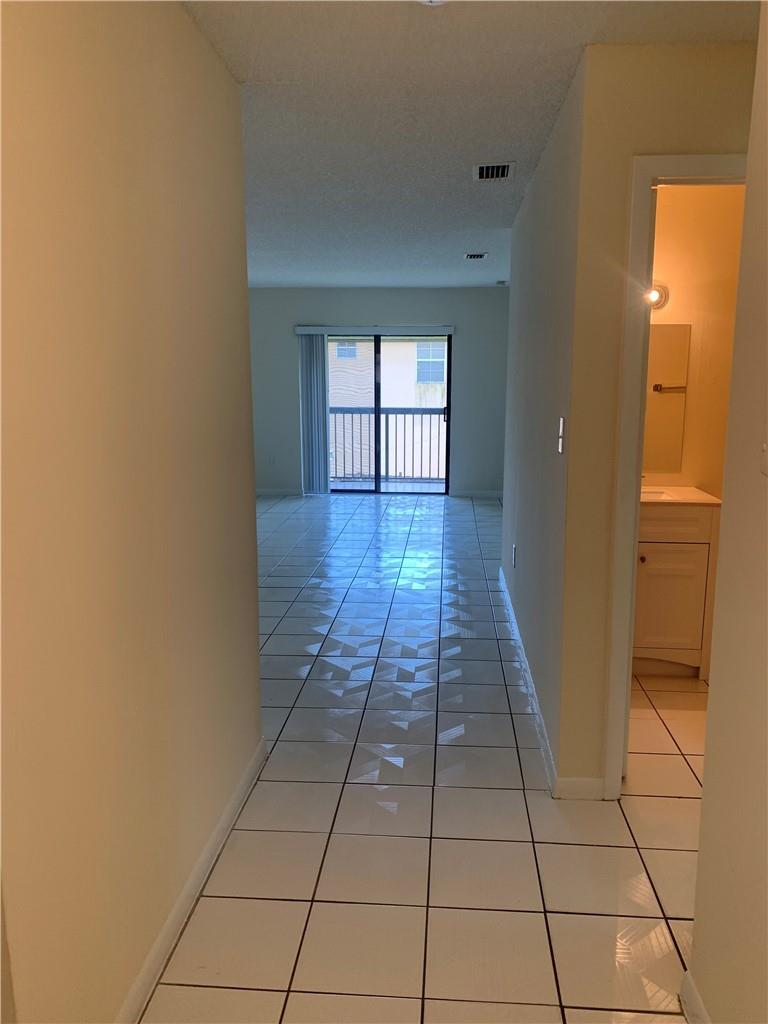 Spacious 2/2 Condo in West Tamarac!
Welcome to this light-filled 2-bedroom, 2-bath corner unit located in a friendly, all-ages community. Situated on the second floor, this home offers plenty of natural sunlight. The unit has been freshly painted throughout.
Both bedrooms are generously sized with walk-in closets, and the unit also includes washer and dryer for convenience. Residents enjoy access to a refreshing community pool, with shopping, dining, schools, entertainment and highways just minutes away. Minimum credit score of 650.
This move-in-ready condo is the perfect blend of comfort, style, and location!