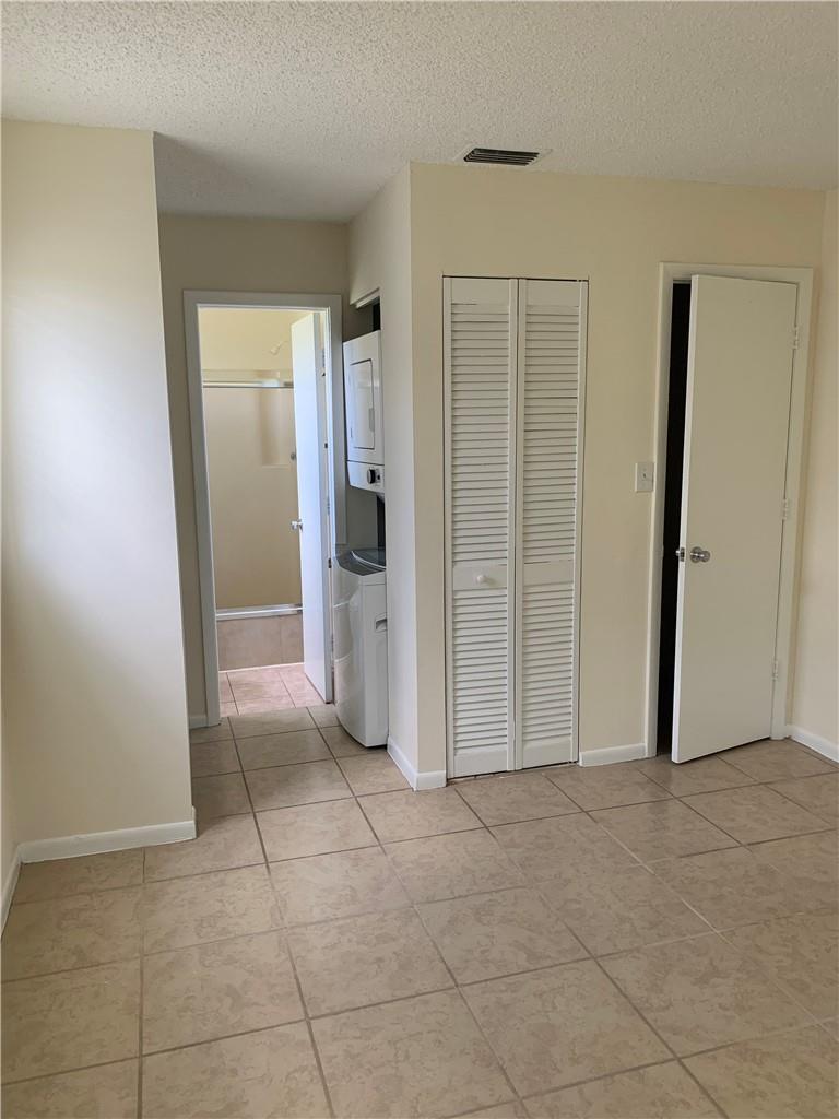 Shaker Woods Village - Residential Lease