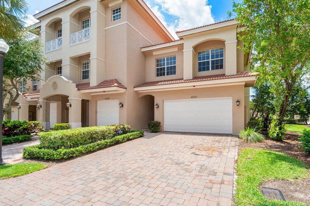 Photo of 4551 Artesa Way S, Palm Beach Gardens, FL 33418 (MLS # R10999111)