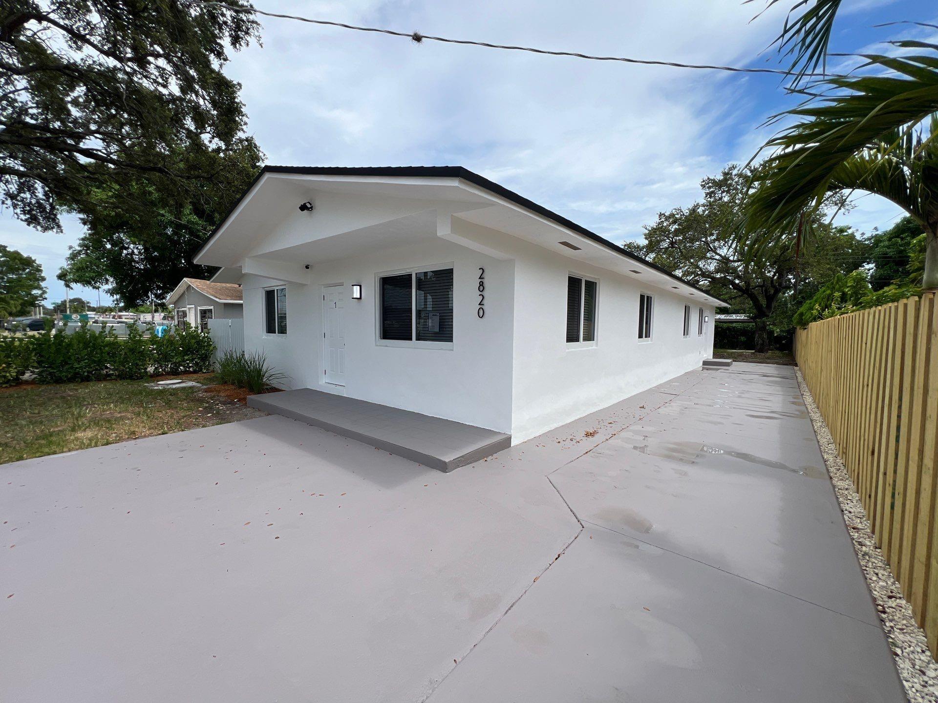2820 NW 95th St 02