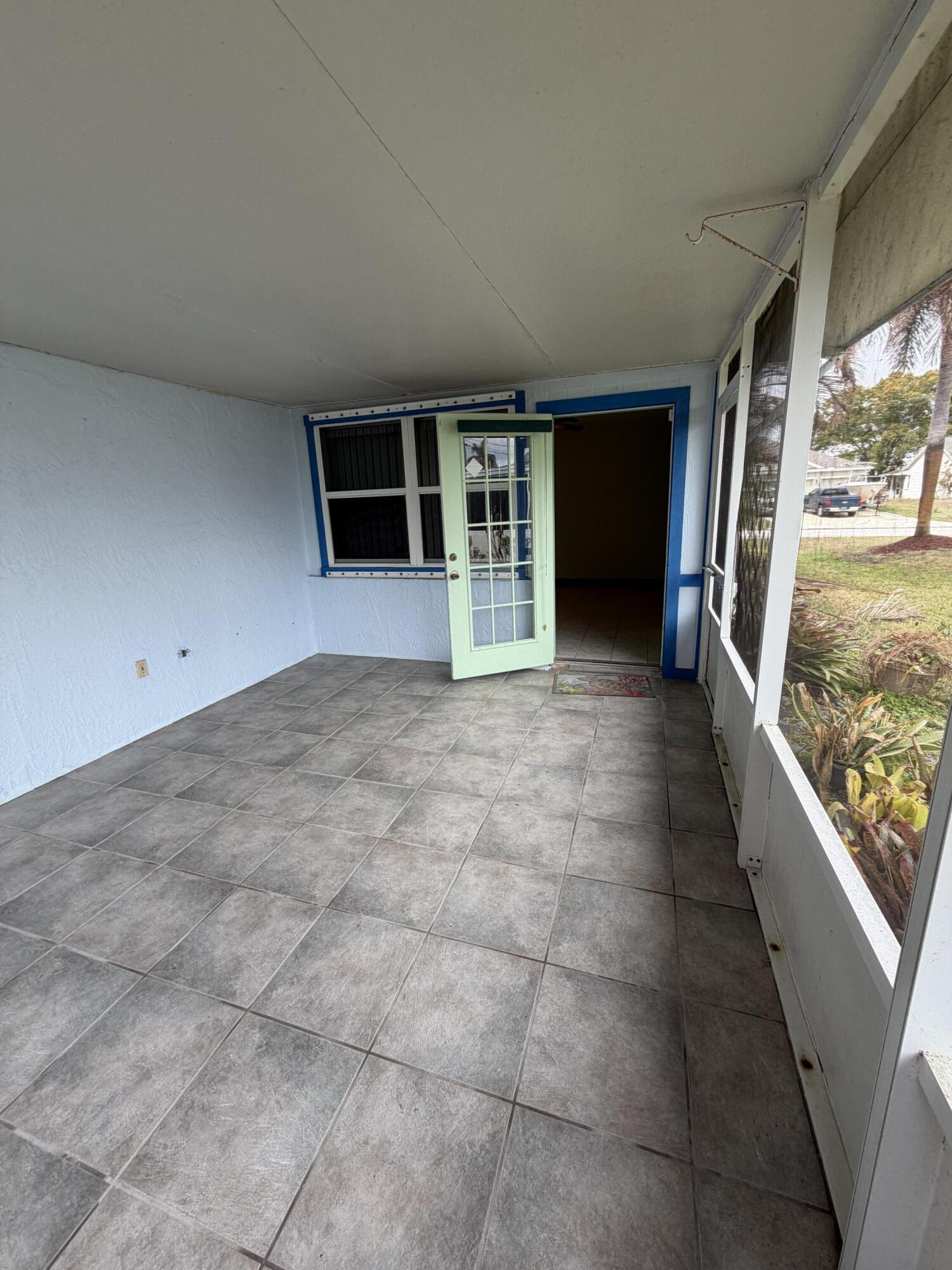 Port St Lucie Section 43 - Residential Lease