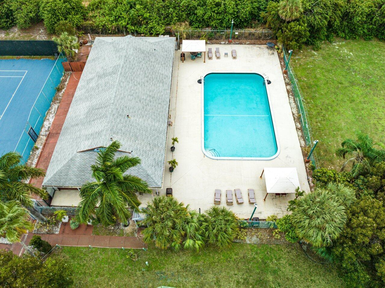 CROSSINGS OF BOYNTON BEACH CONDO - Residential Lease