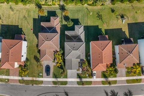 A home in Loxahatchee