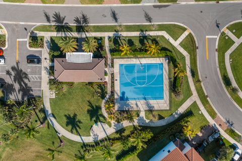 A home in Loxahatchee