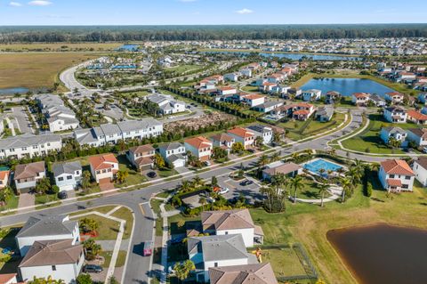 A home in Loxahatchee