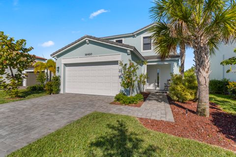 A home in Loxahatchee