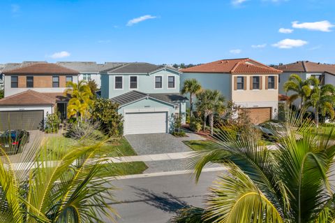 A home in Loxahatchee