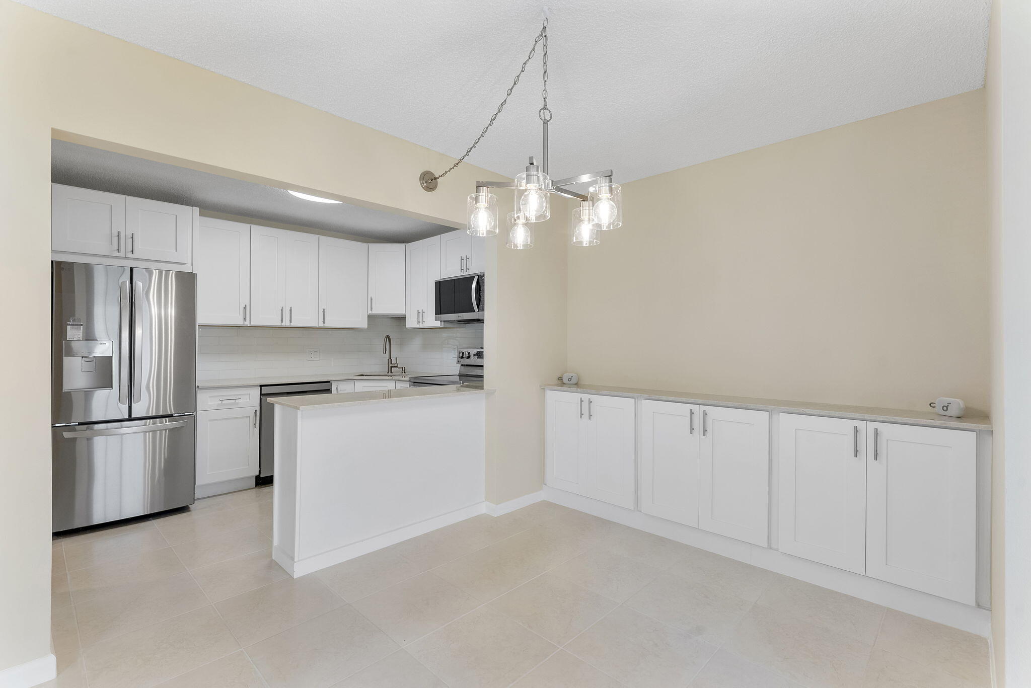 LA PINATA CONDO - Residential