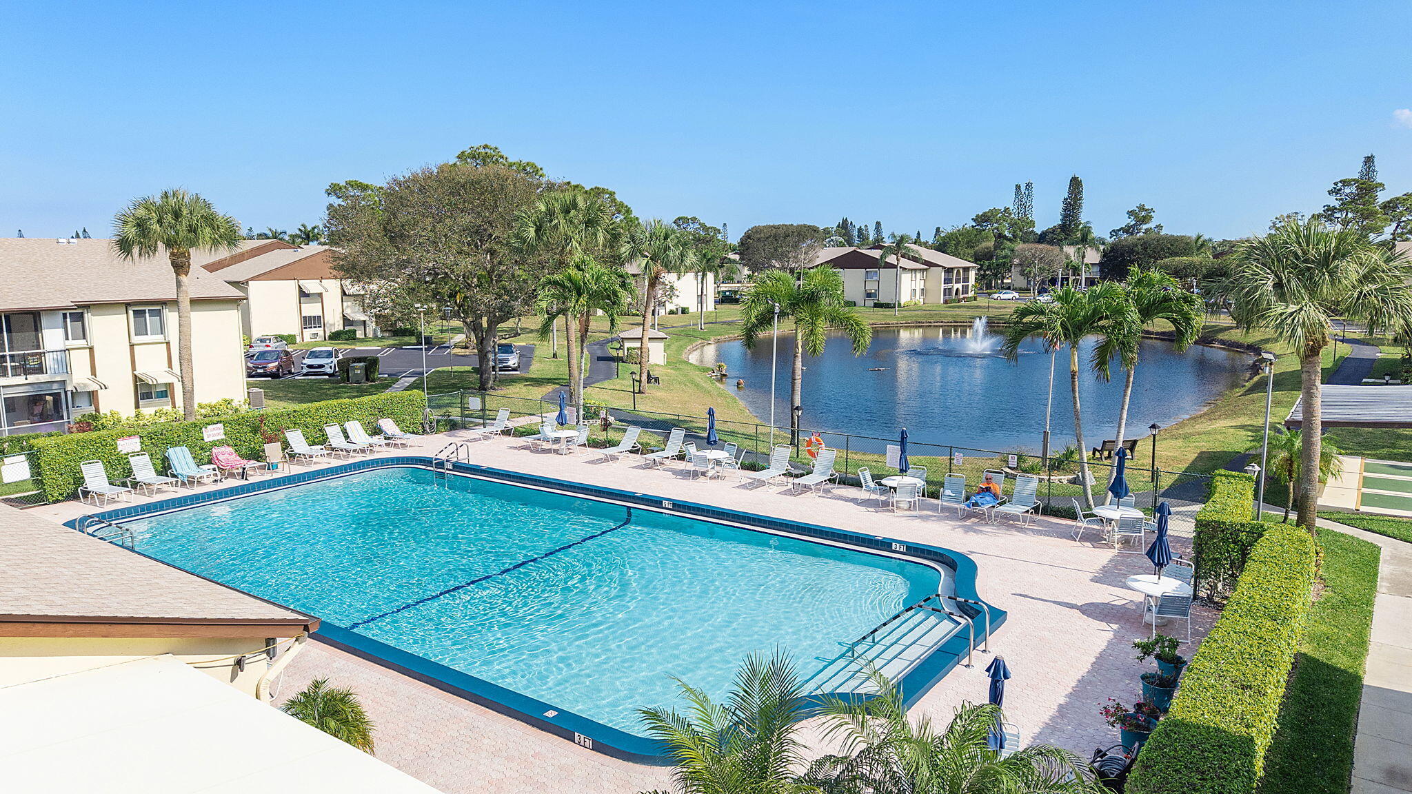 LA PINATA CONDO - Residential