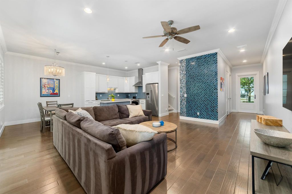 Photo of 411 SE High School Avenue, Stuart, FL 34994 (MLS # R11102614)