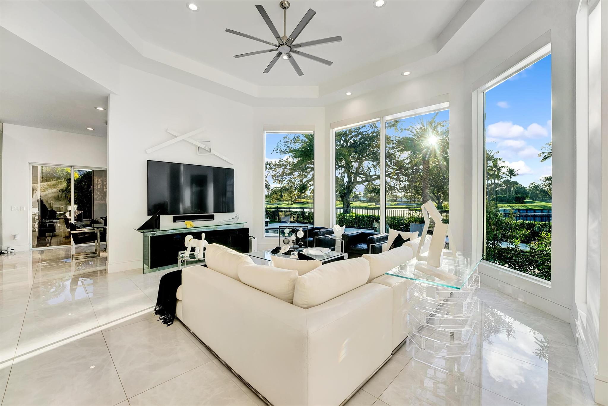 Delaire Country CLub - Residential