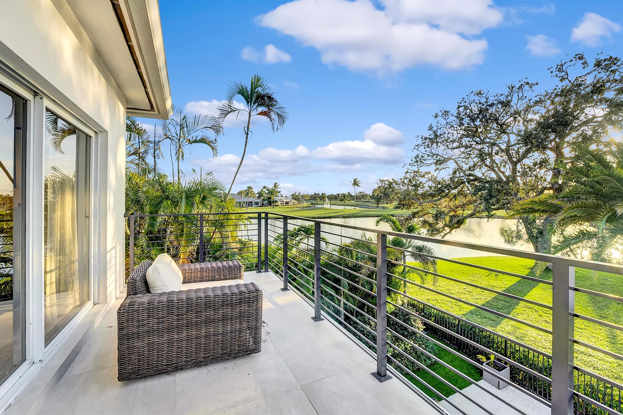 Delaire Country CLub - Residential