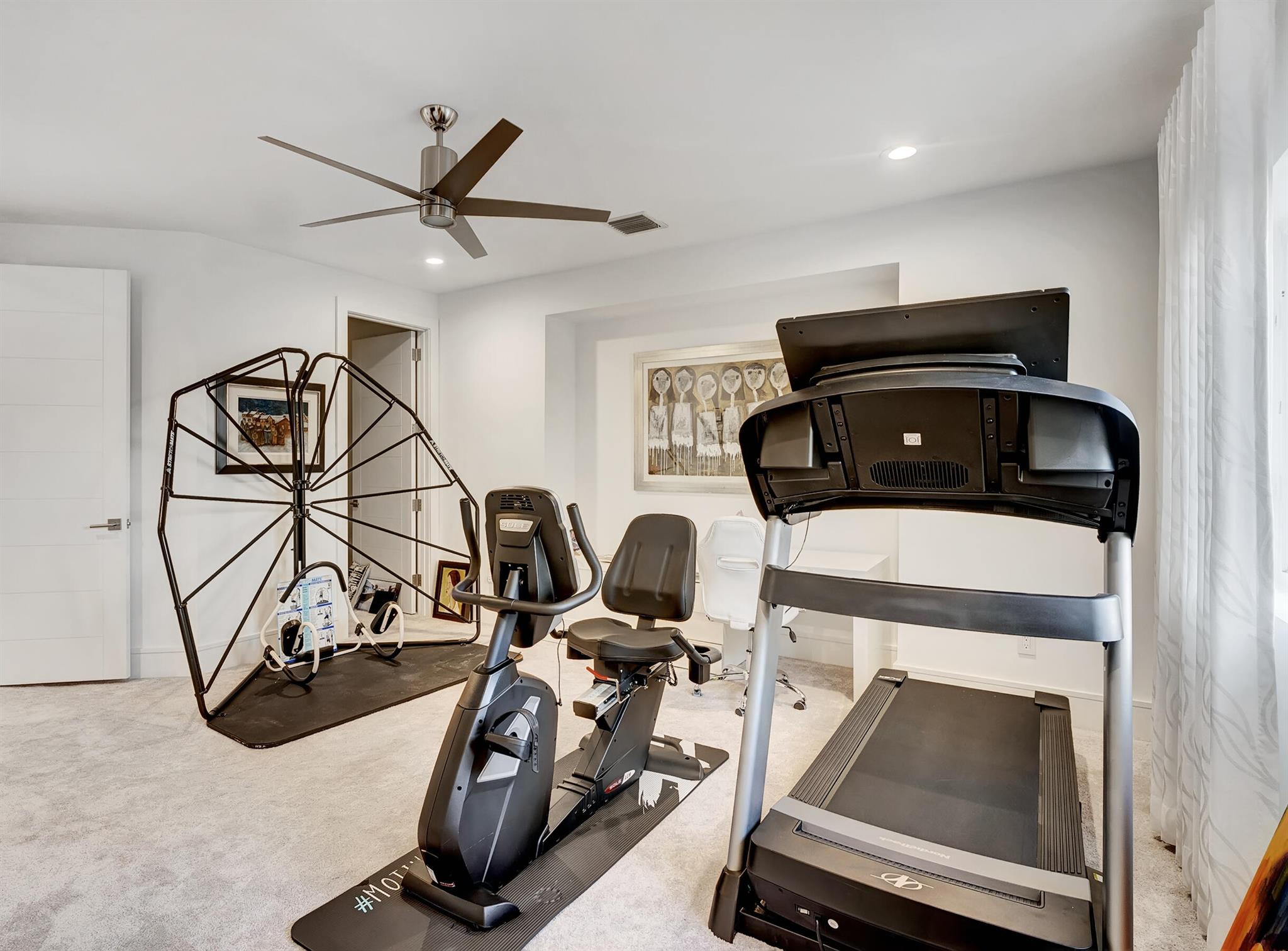 Delaire Country CLub - Residential