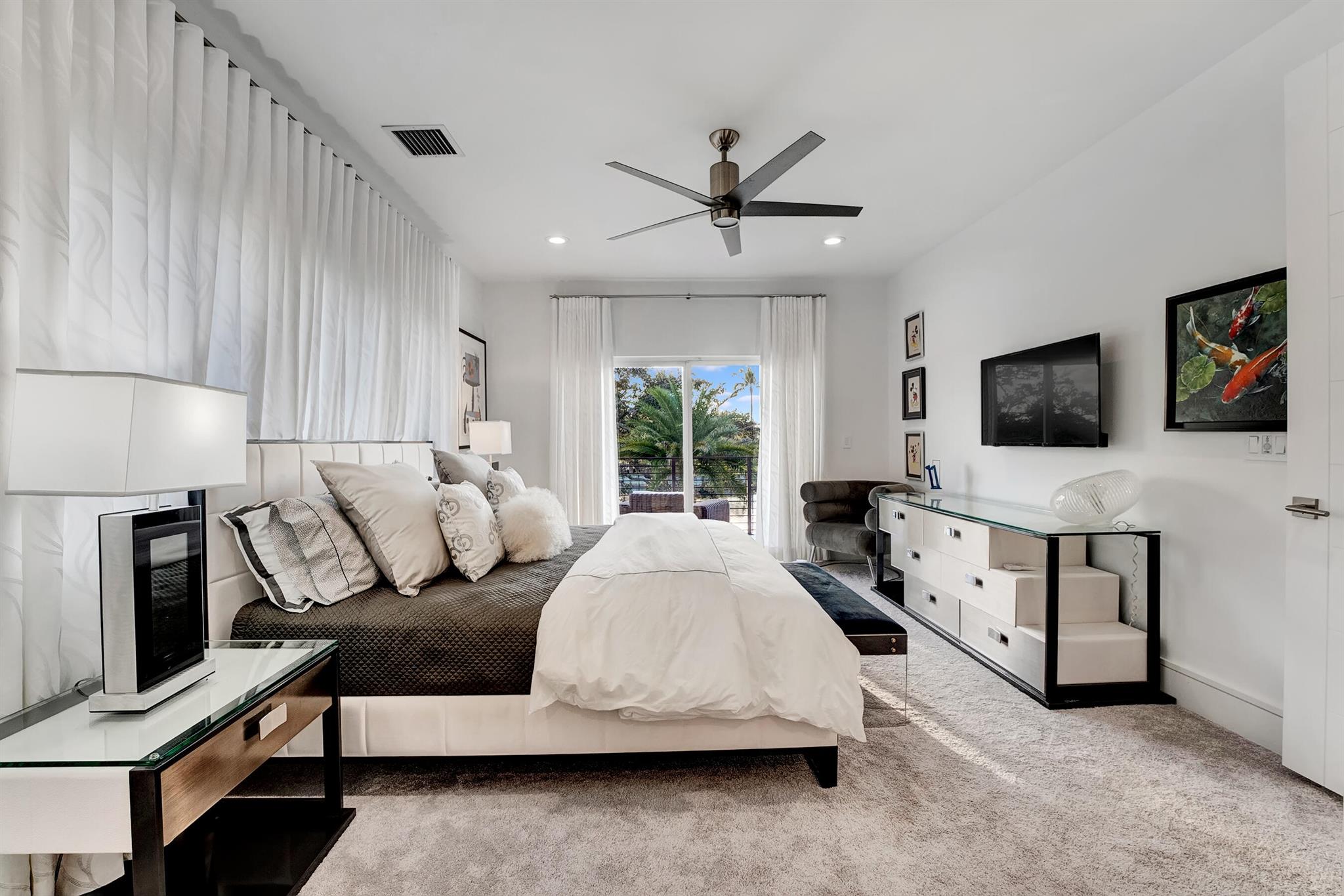 Delaire Country CLub - Residential