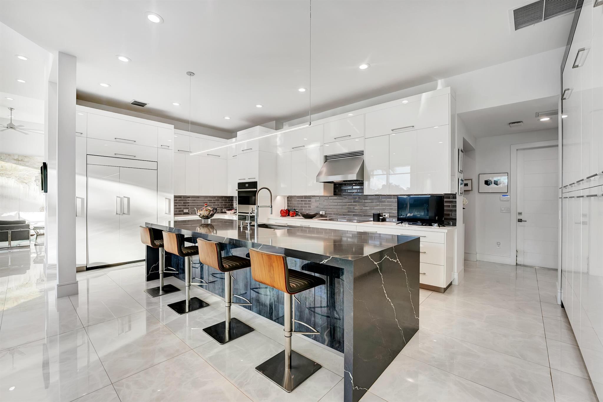 Delaire Country CLub - Residential