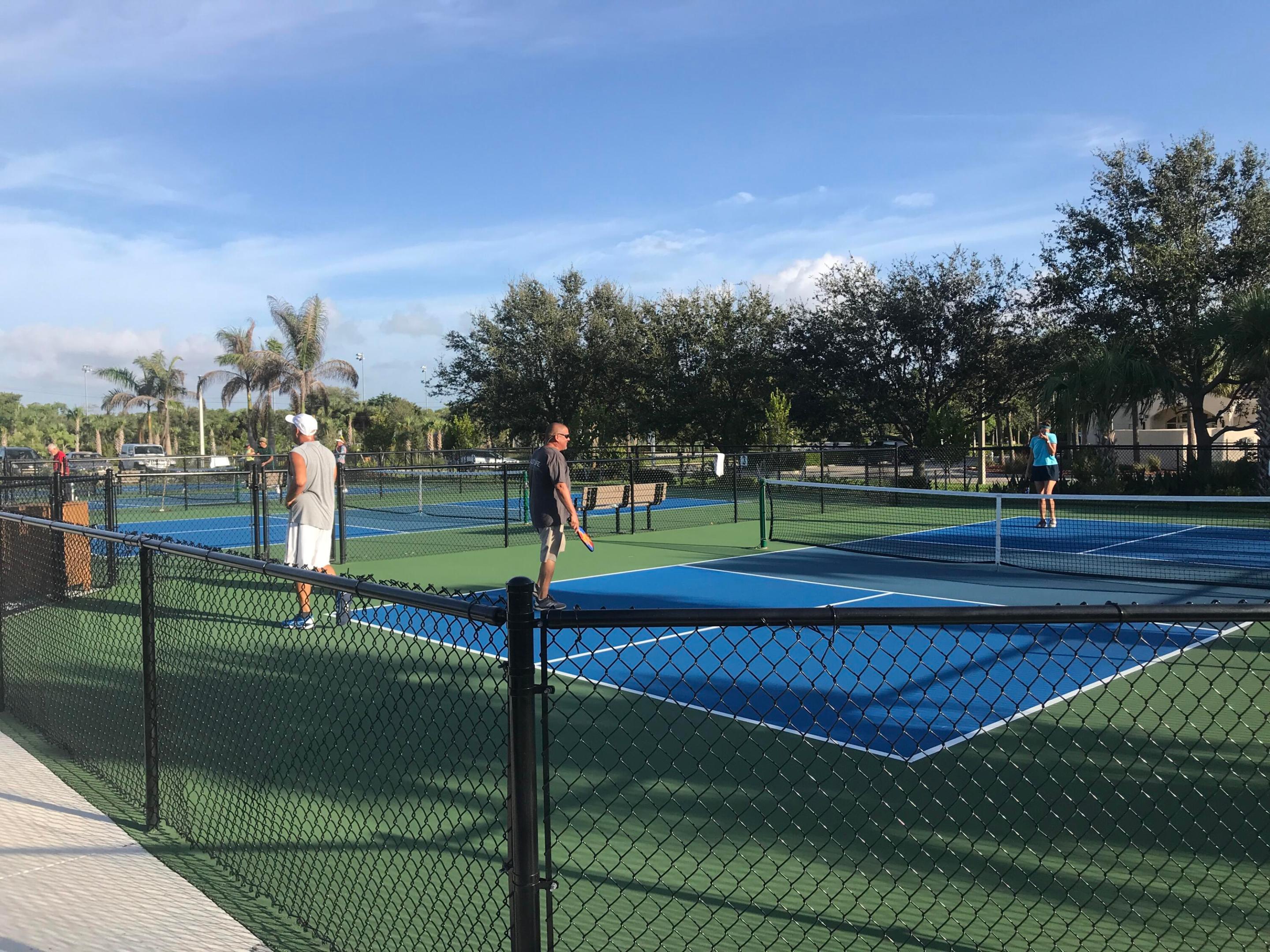 PALM BEACH FARMS CO 10 - Residential Lease