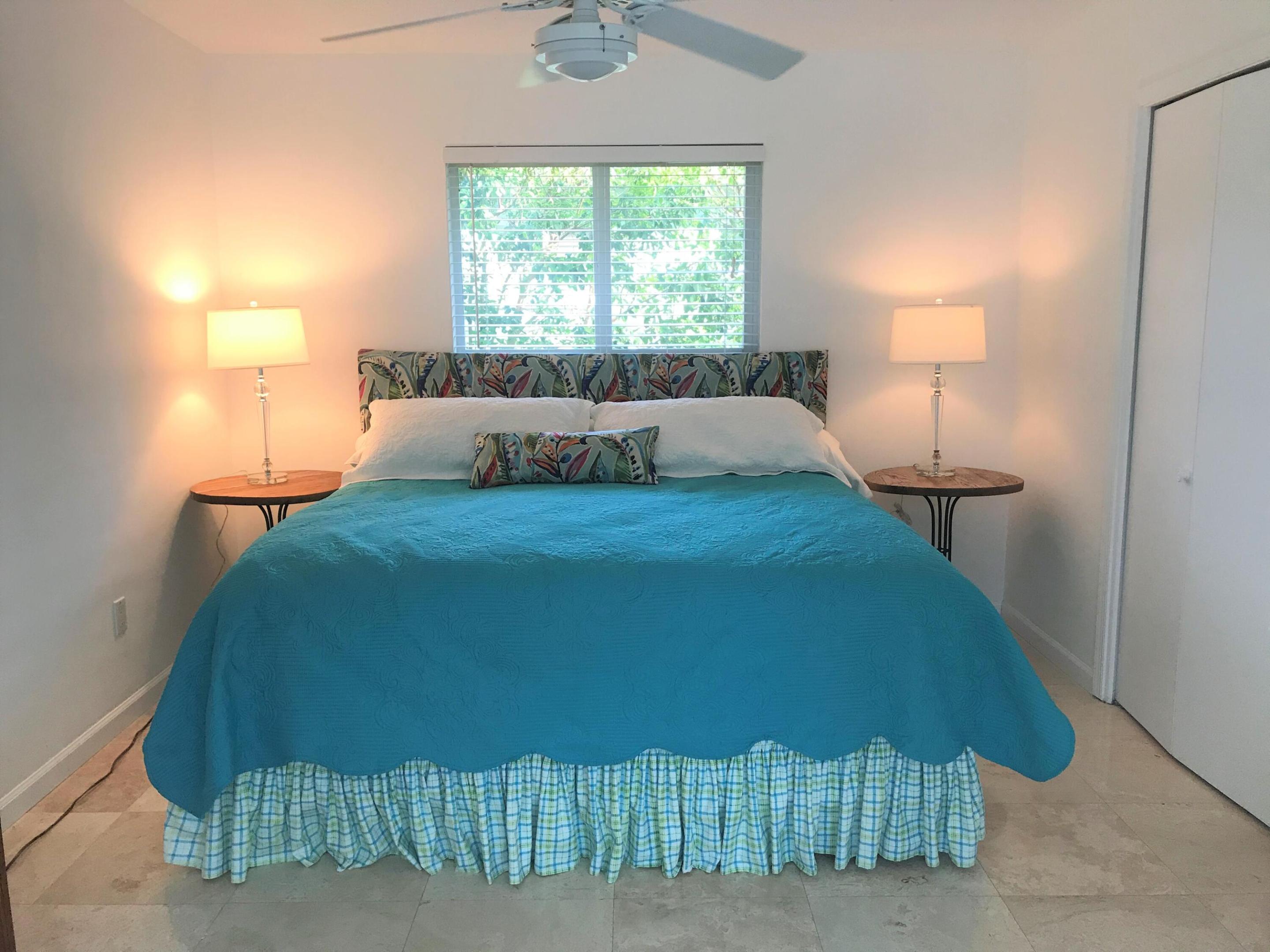 PALM BEACH FARMS CO 10 - Residential Lease