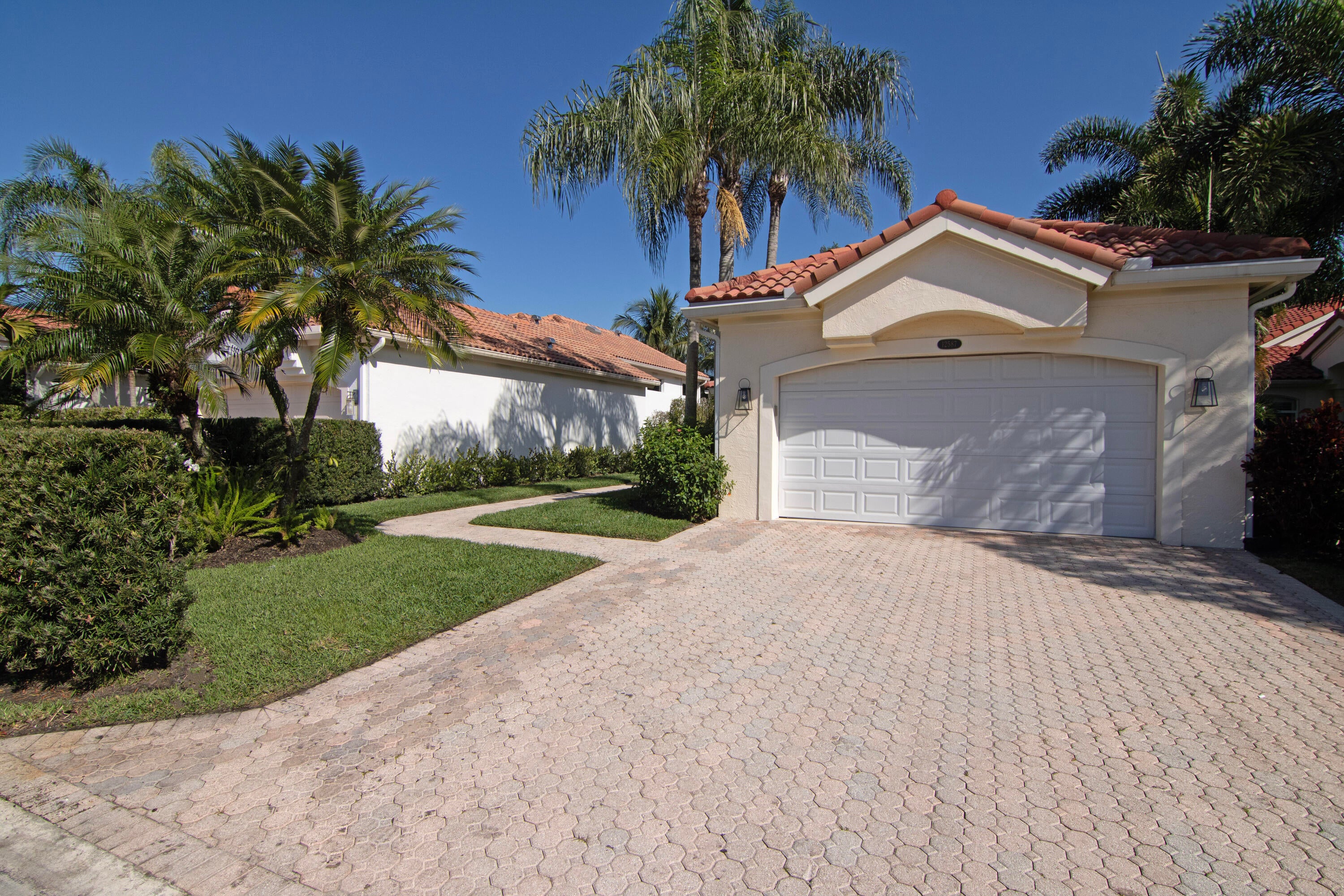 12587 Mallet Circle