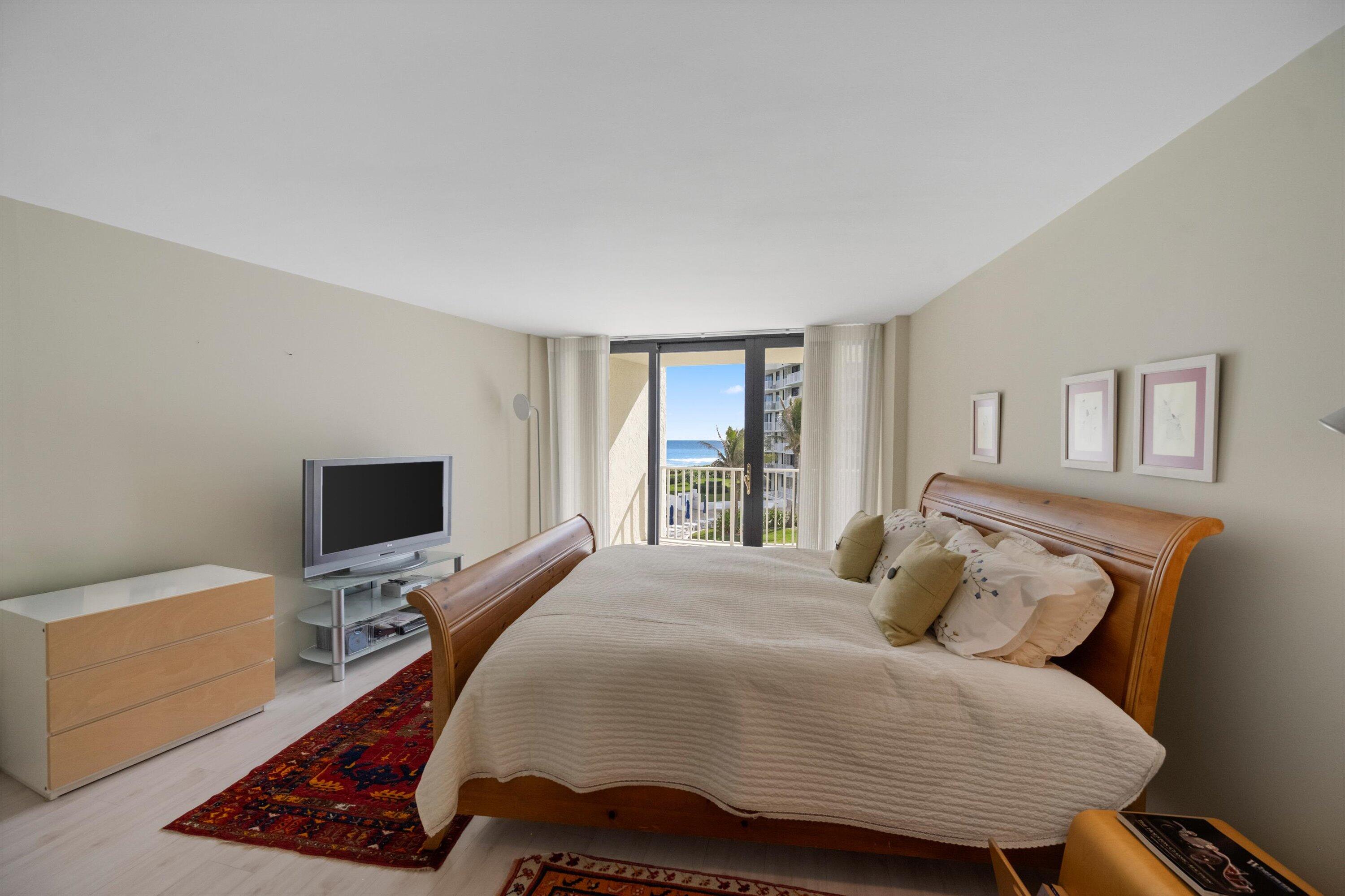 THIRTY-THREE SIXTY CONDO - Residential