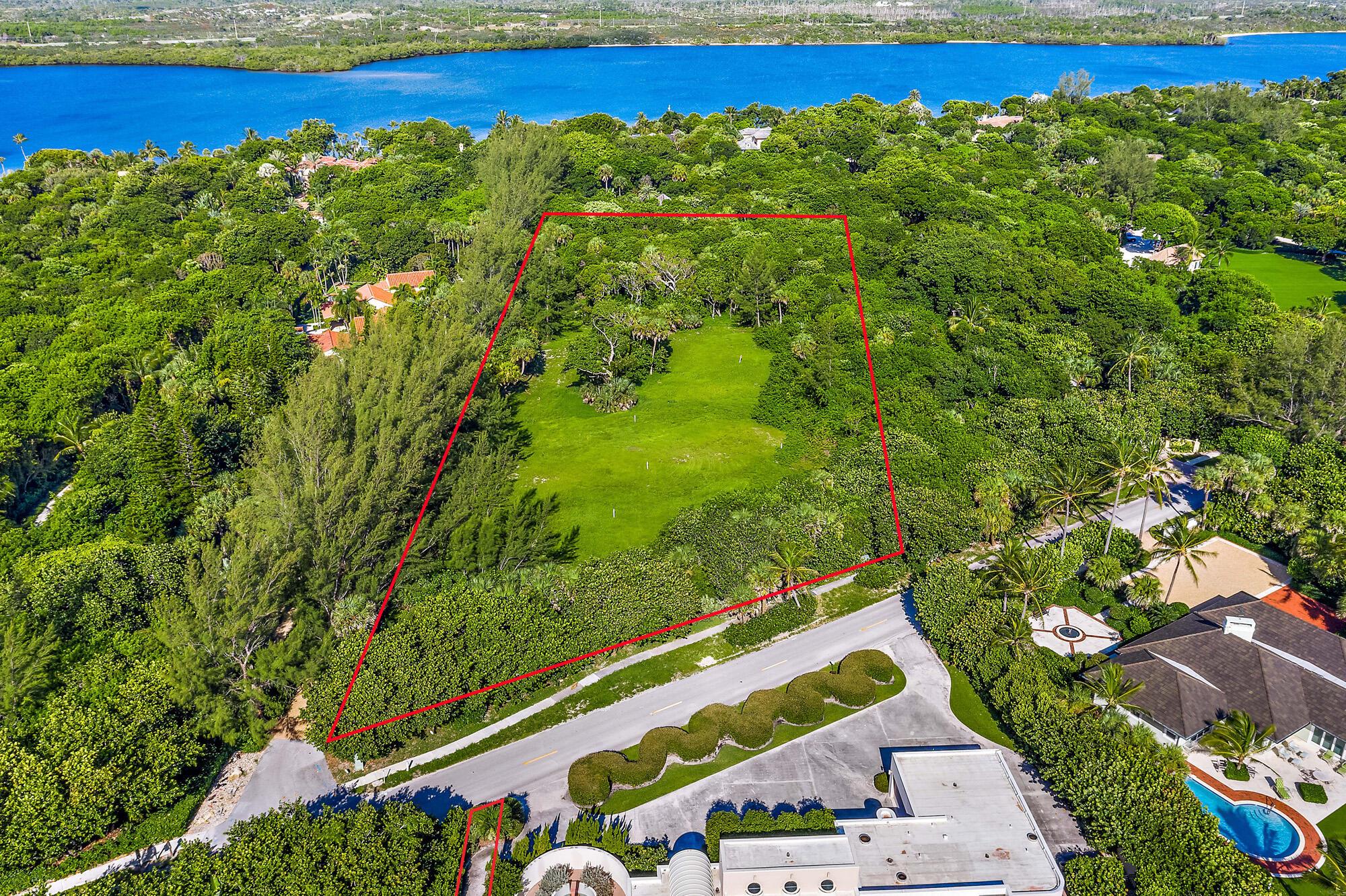 Jupiter Island - Land