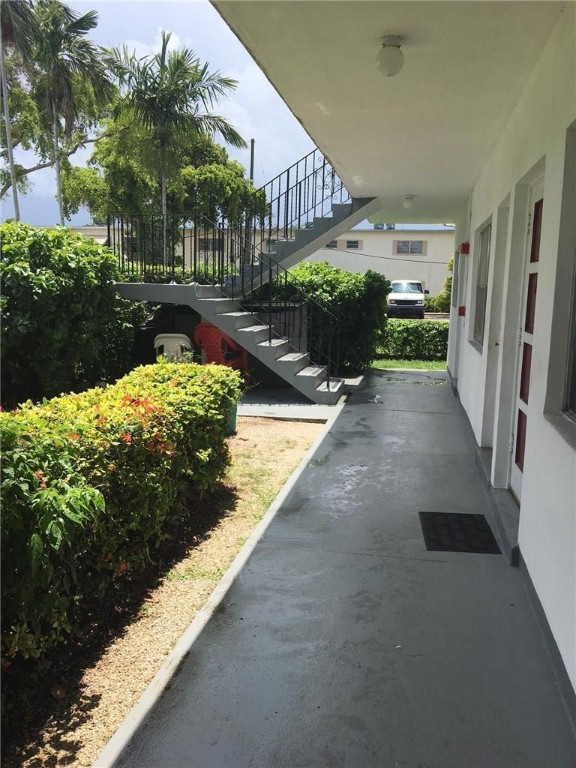 PELL MANOR - Residential