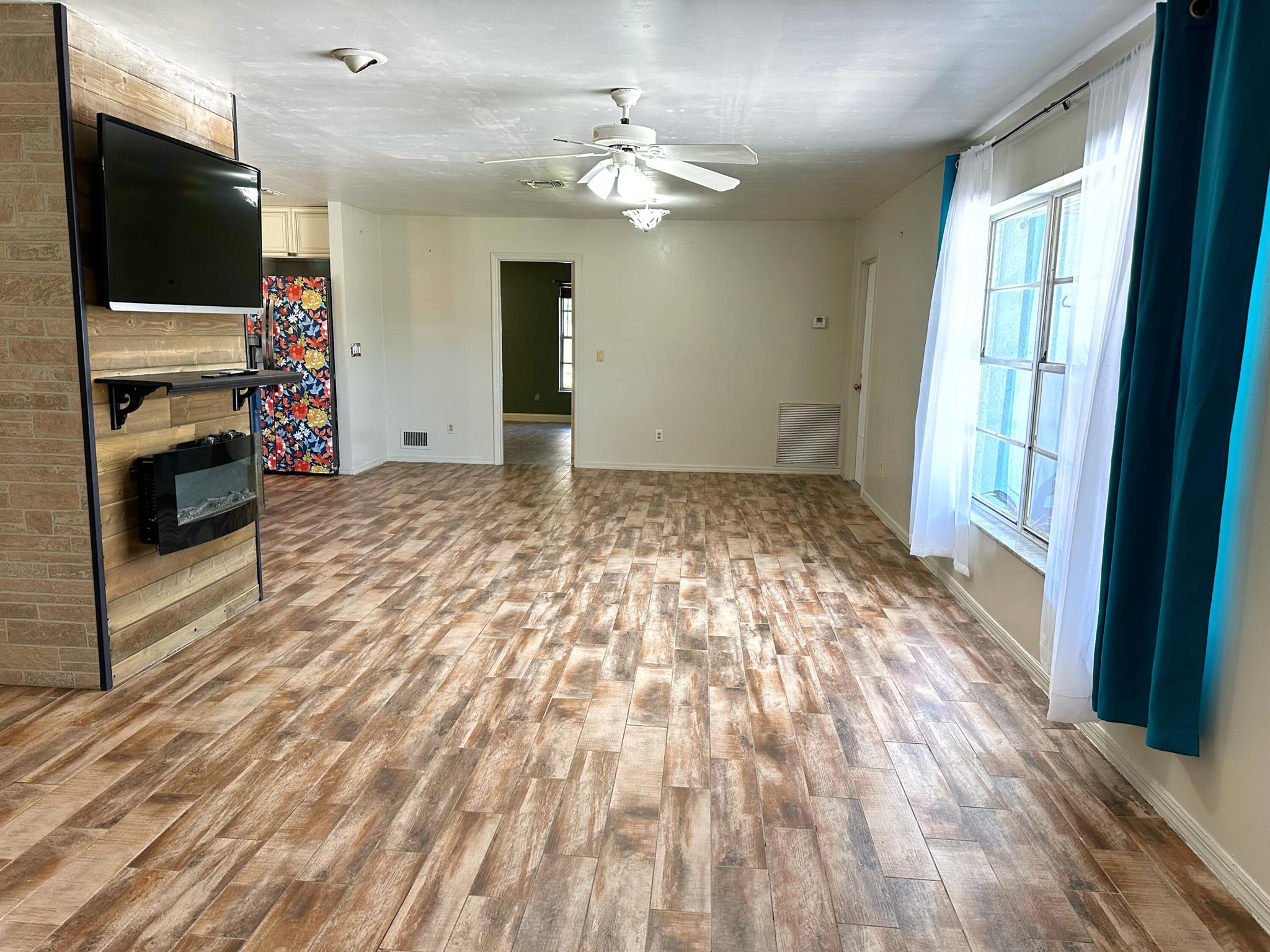 318 SE Bayview Terrace, Port St Lucie, FL, 34953/$417,000 4 318 SE Bayview Terrace