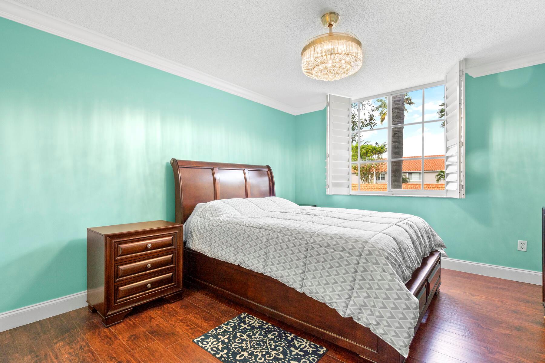 YACHT CLUB ON THE INTRACO - Residential Lease