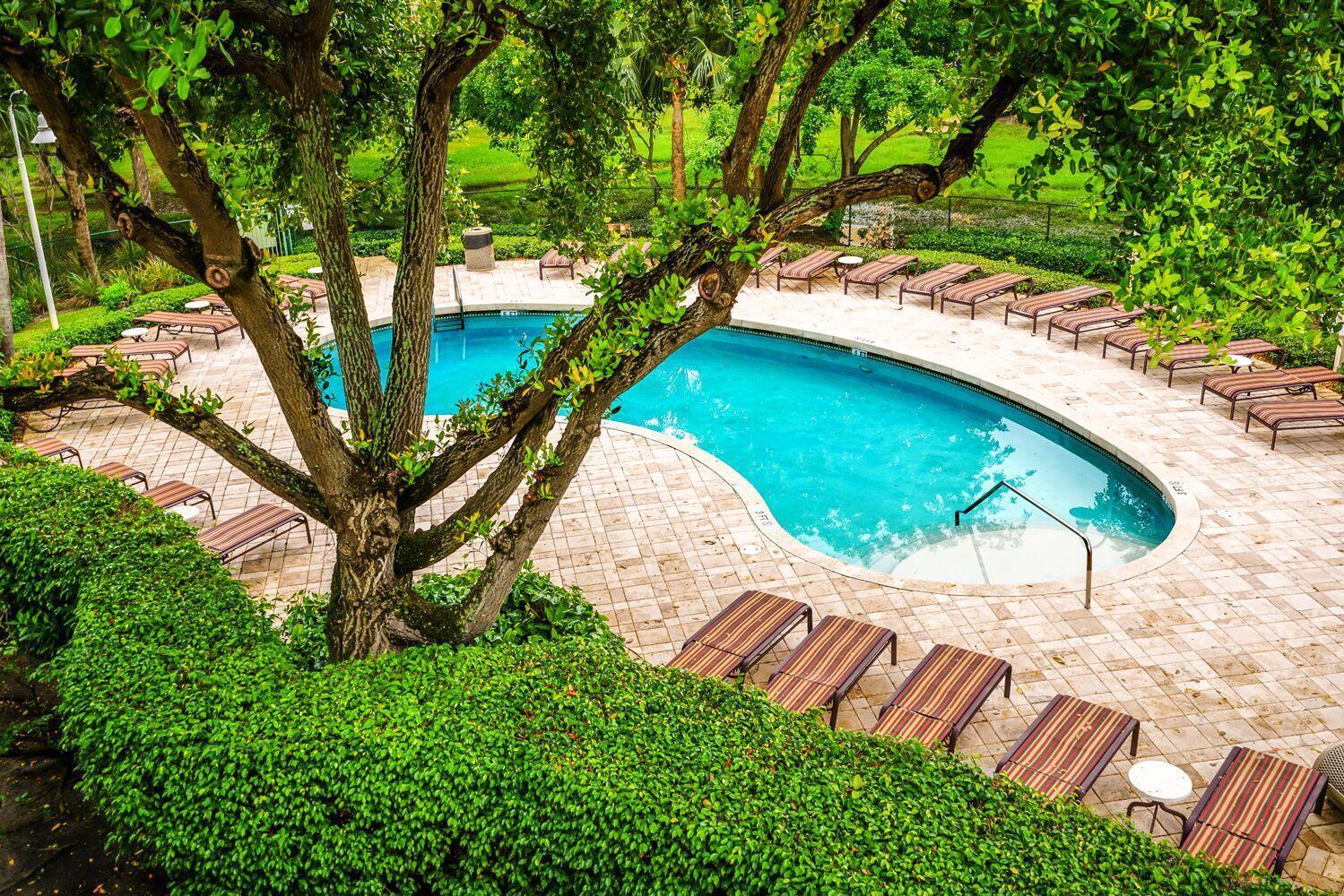 YACHT CLUB ON THE INTRACO - Residential Lease