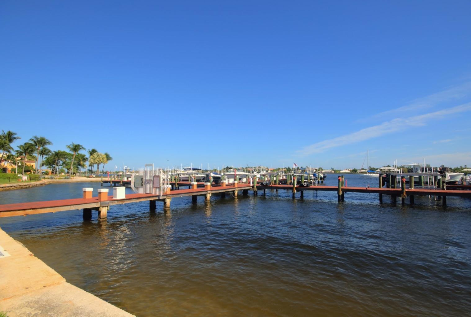 YACHT CLUB ON THE INTRACO - Residential Lease