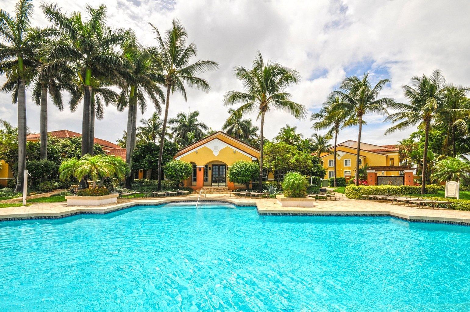 YACHT CLUB ON THE INTRACO - Residential Lease