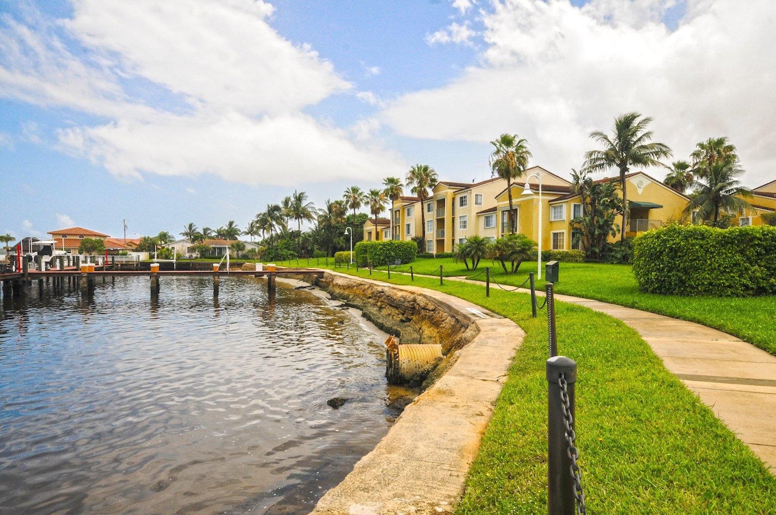 YACHT CLUB ON THE INTRACO - Residential Lease