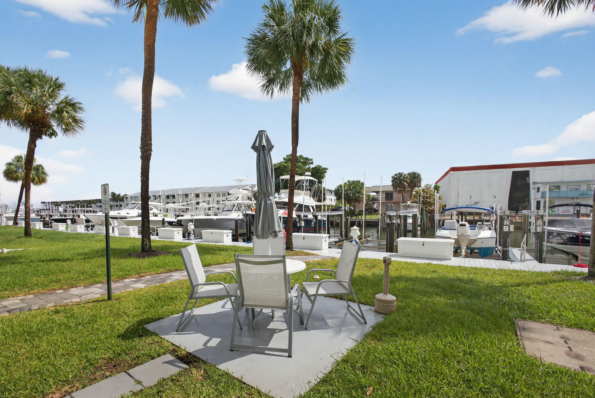 PARADISE VILLAS CONDO - Residential