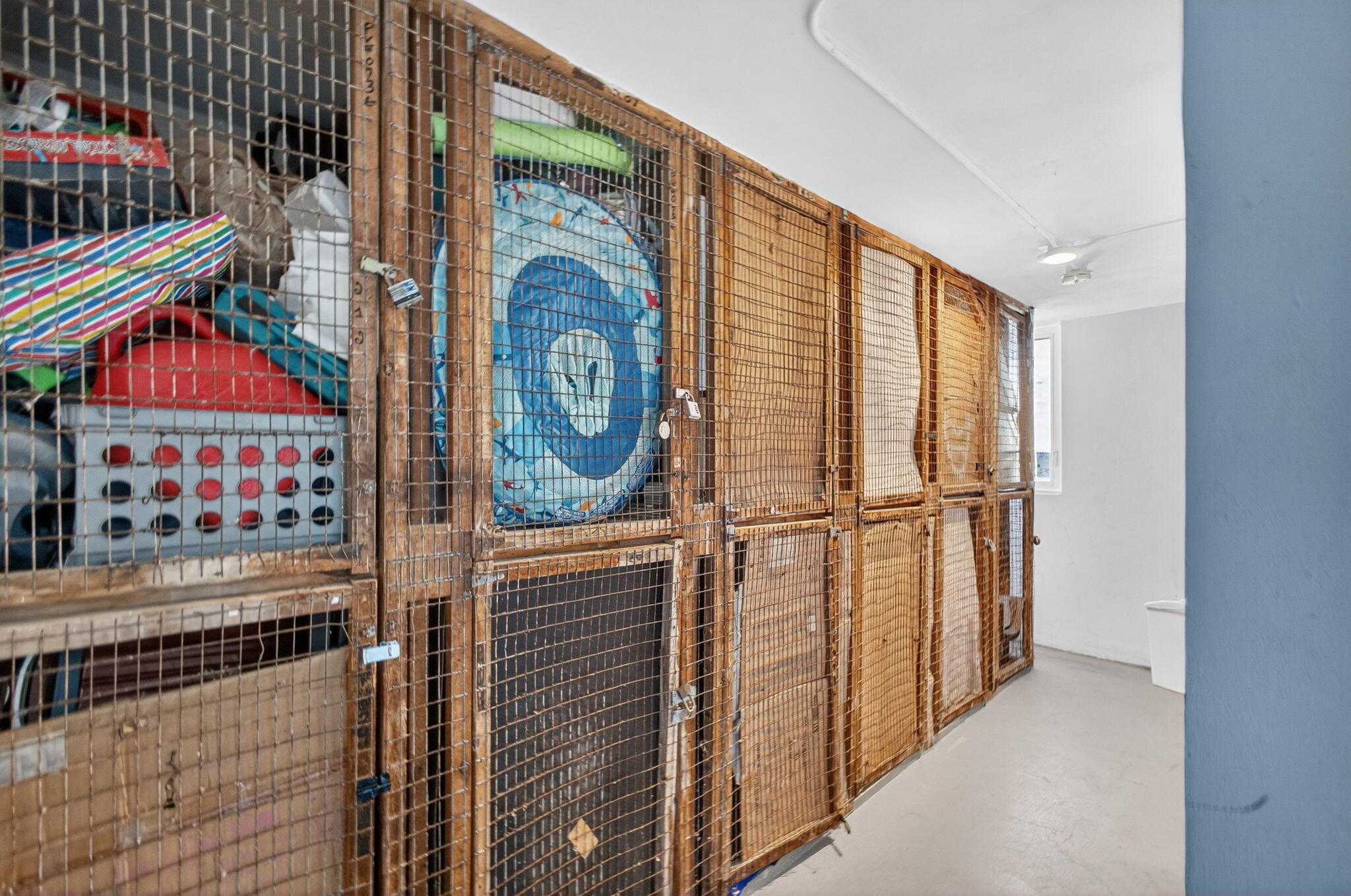 PARADISE VILLAS CONDO - Residential