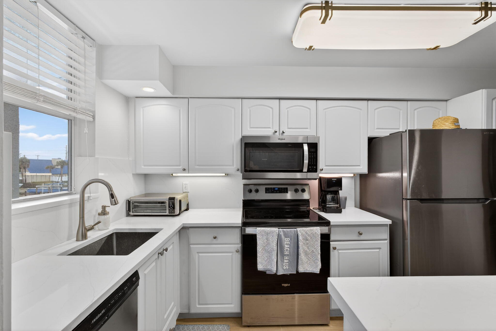 PARADISE VILLAS CONDO - Residential