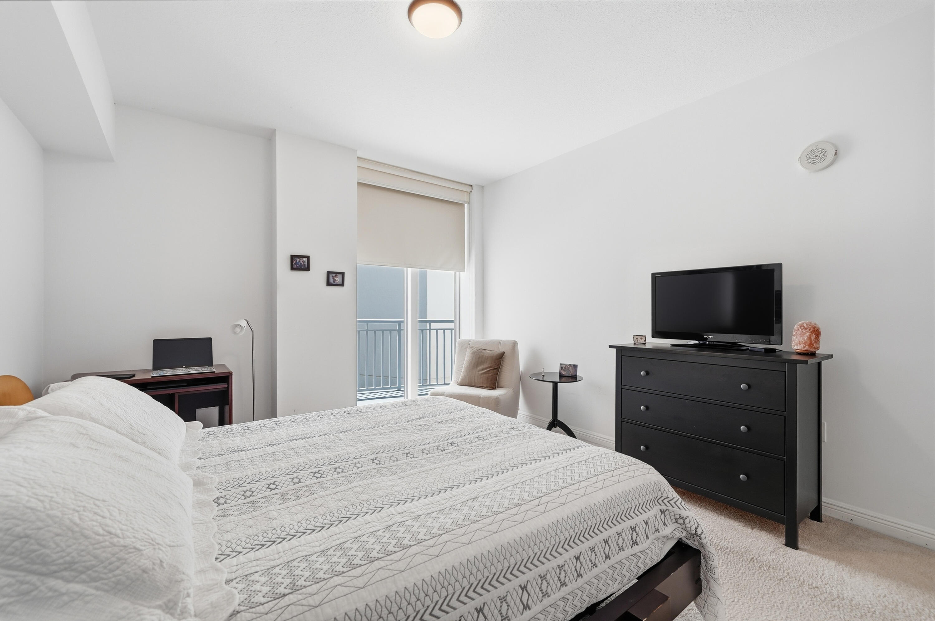 DUO CONDOMINIUM EAST - Residential