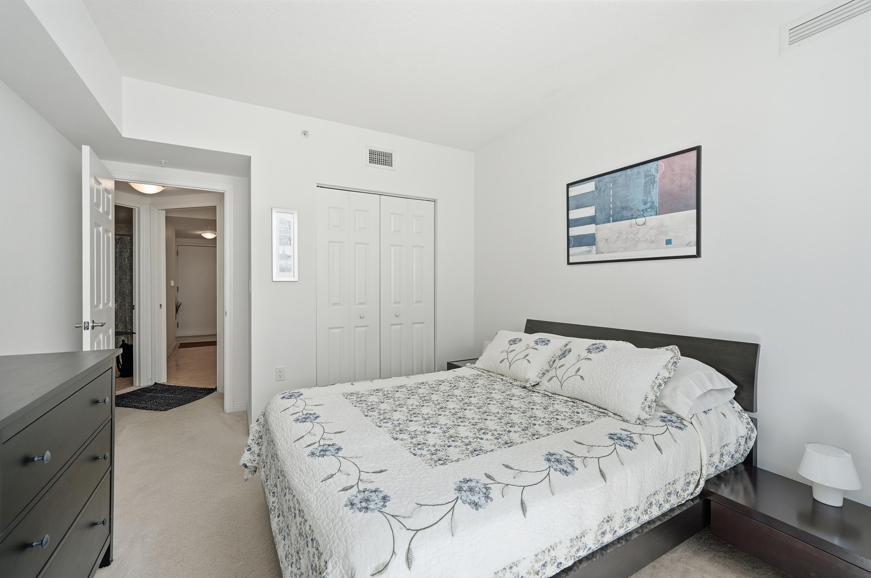 DUO CONDOMINIUM EAST - Residential